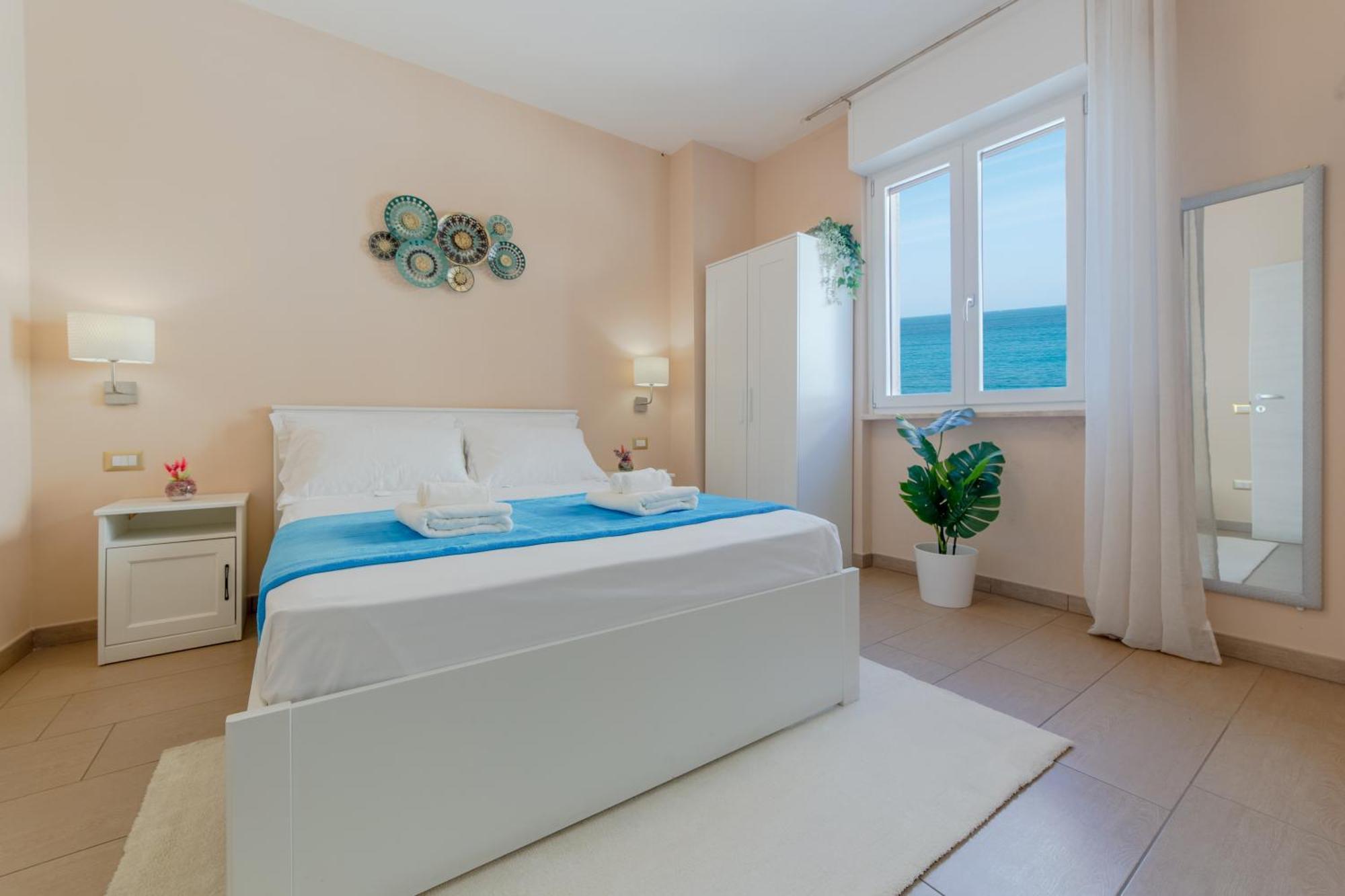 L'Affaccio Rooms - Lungomare Gallipoli Εξωτερικό φωτογραφία